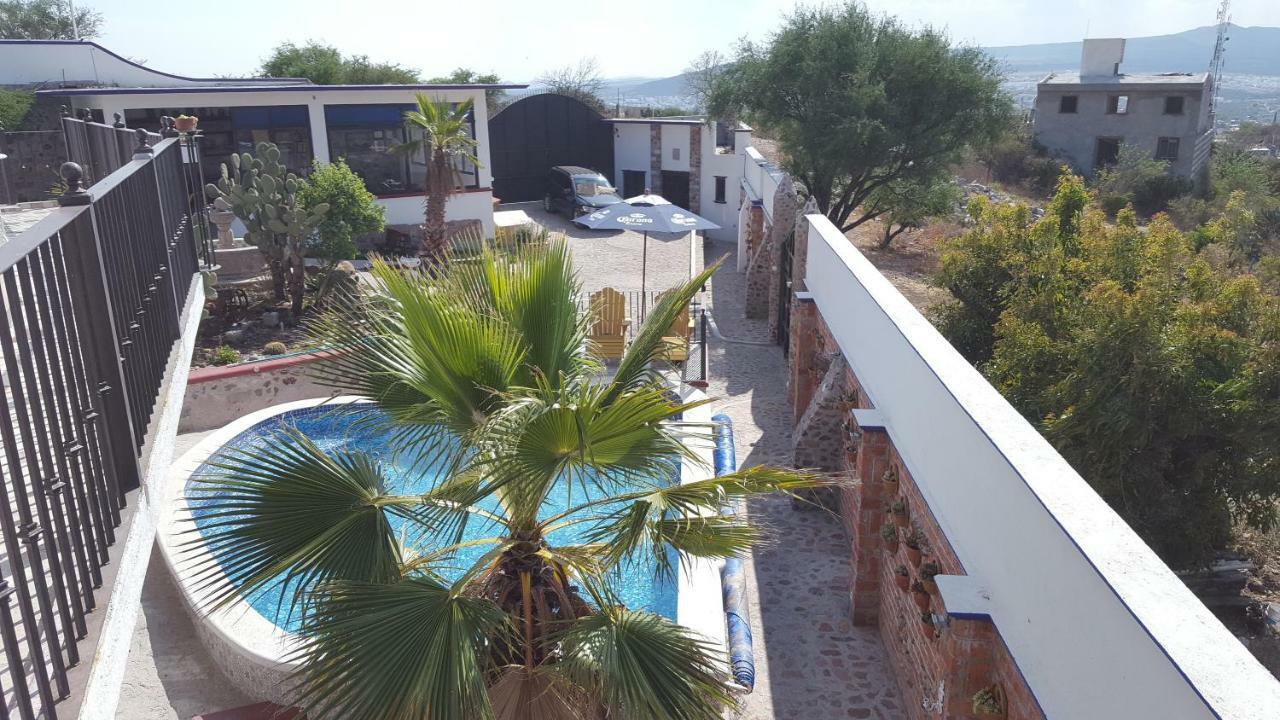 La Casona Azul Bed N Breakfast Santa Rosa de Jauregui Extérieur photo