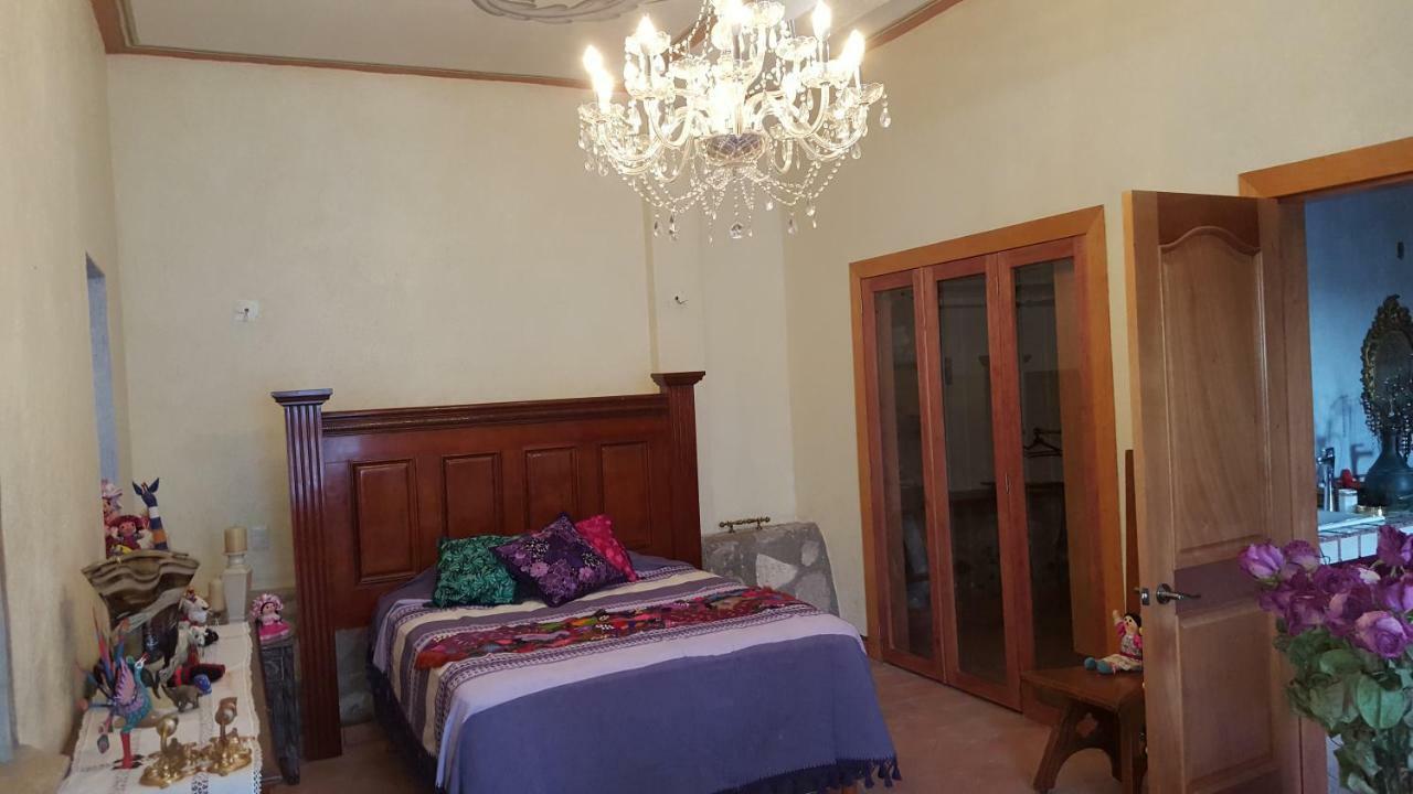 La Casona Azul Bed N Breakfast Santa Rosa de Jauregui Extérieur photo