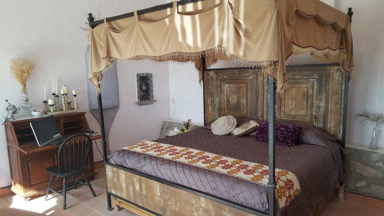La Casona Azul Bed N Breakfast Santa Rosa de Jauregui Extérieur photo