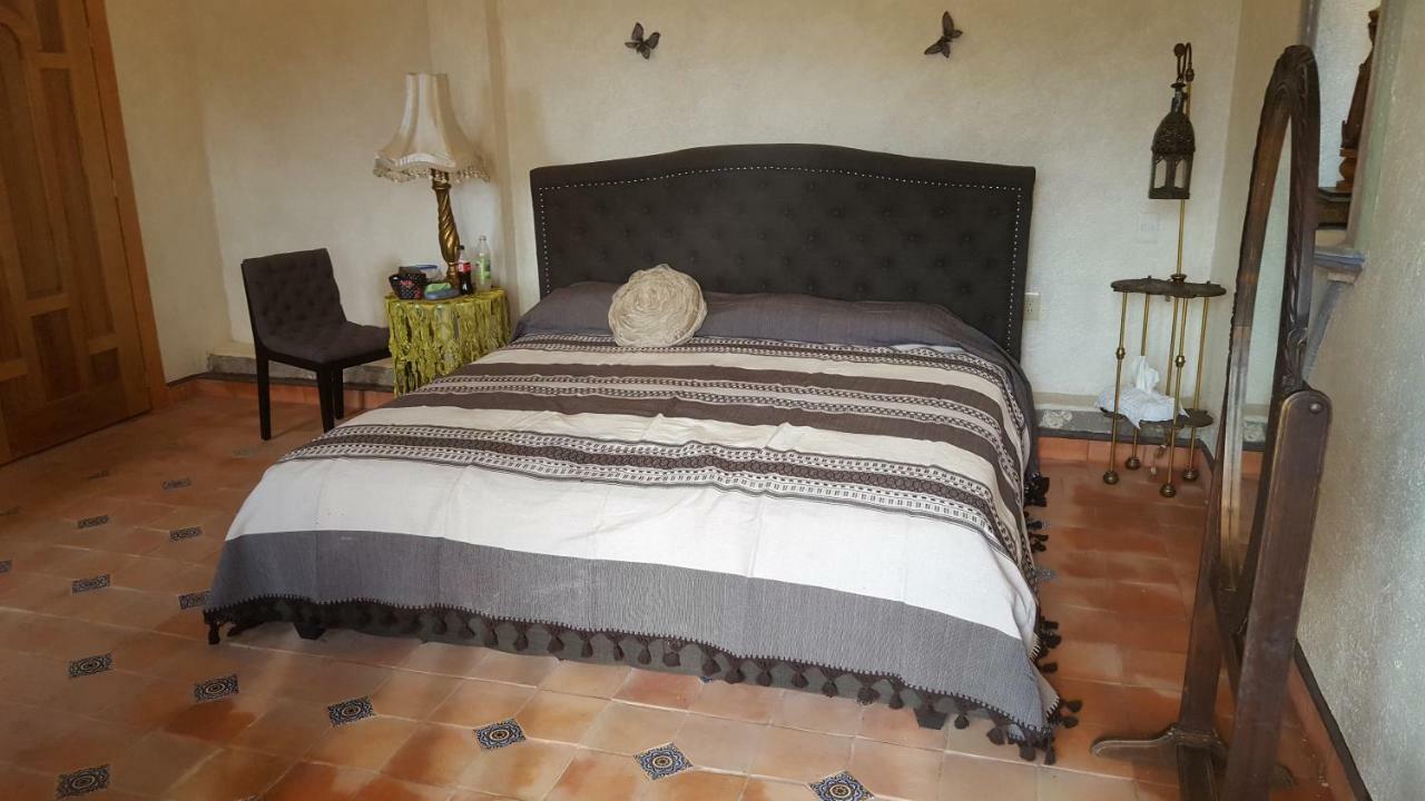 La Casona Azul Bed N Breakfast Santa Rosa de Jauregui Extérieur photo