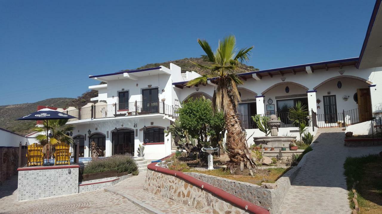 La Casona Azul Bed N Breakfast Santa Rosa de Jauregui Extérieur photo