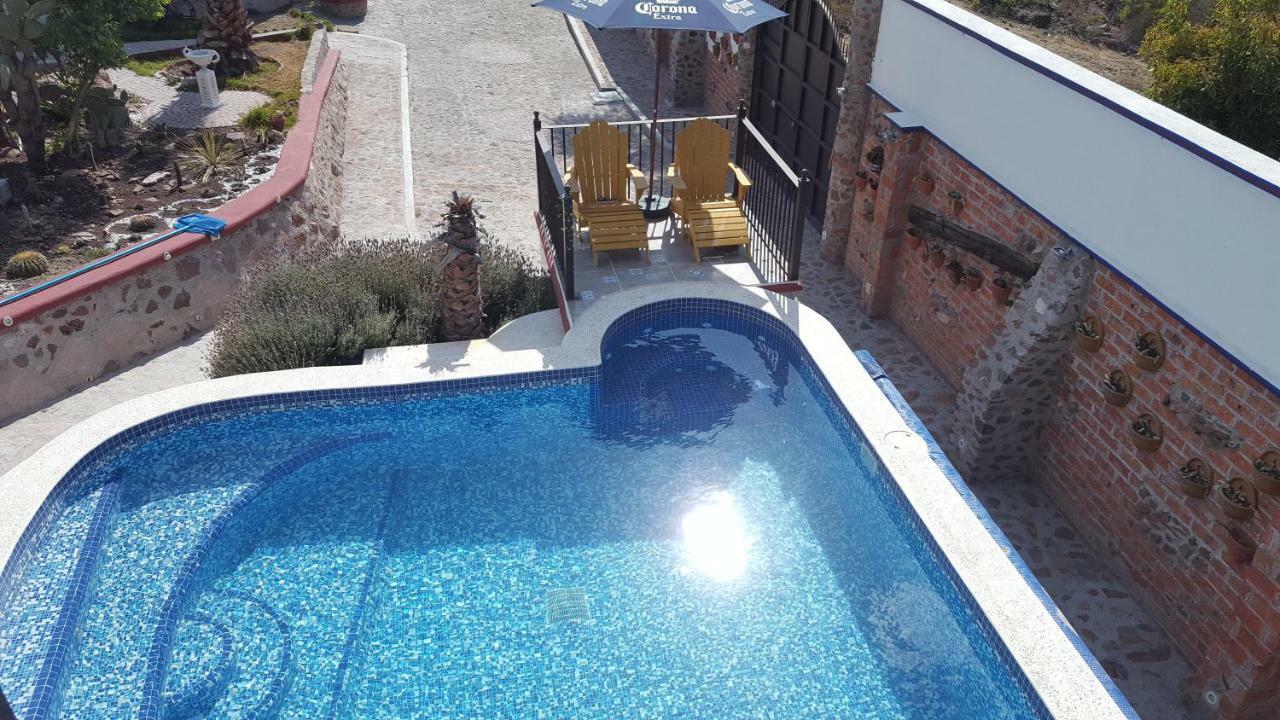 La Casona Azul Bed N Breakfast Santa Rosa de Jauregui Extérieur photo